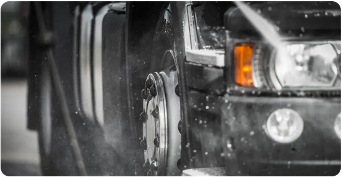 SÆRLIGT FOR STORE KØRETØJER